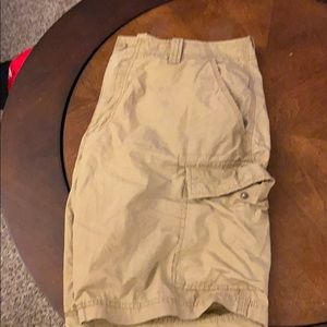 Men’s cargo shorts